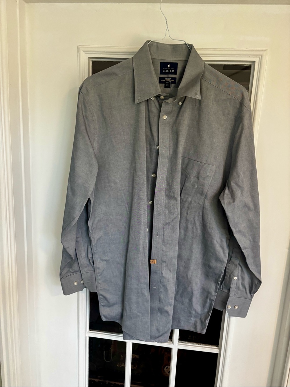 Stafford Men's Button-Down Casual Shirt in Gray